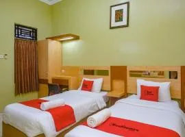 RedDoorz at Shabrina Homestay Syariah Maguwo