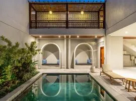 Special Offer - Apartment - Close to Beach - Large Pool!