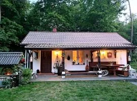 Domek nad poranną rosą