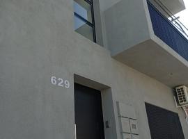 Nuez de la Isla "Paquita Apart" SHOPPING a 5 cuadras! Monoambientes，位于巴拉那的海滩酒店