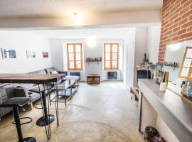 Charmant duplex sous le château au coeur de Seix，位于塞克斯的酒店