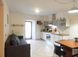 Appartamenti Franci，位于佩利扎诺的酒店