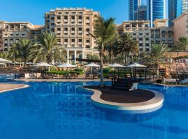 The Westin Dubai Mina Seyahi Beach Resort and Waterpark，位于迪拜的酒店