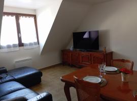 Gîte Le Lot，位于埃斯帕利翁的酒店