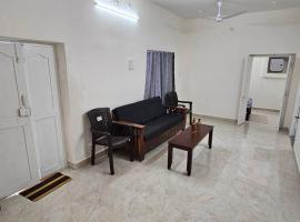 HOMESTAY - AC 3 BHK NEAR AlRPORT，位于钦奈的酒店