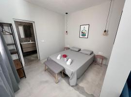 Euphorbia Suites，位于洛西洛斯的酒店