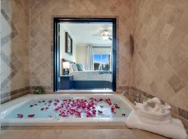 Casa Sirena- Secure & Private Poolside Retreat，位于卡波圣卢卡斯的酒店