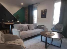 Les Suite Appartement à Chalon sur Saône，位于索恩河畔沙隆的酒店