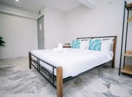 Swing & Pillows - Seri Kembangan Selangor