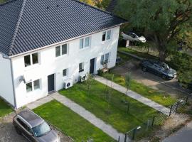 Modernes Ferienhaus für bis zu 10 Gäste，位于Klosterdorf的酒店