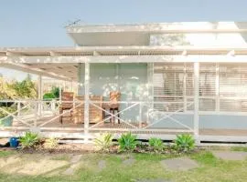 Shellwater at Sellicks Beach Large Double Block Coastal Family Getaway