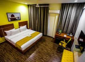 FabHotel Northern Suites