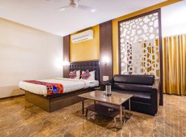 FabHotel Jagannath - Nr Platinum Hospital, Sitabuldi，位于Dhantoli的酒店