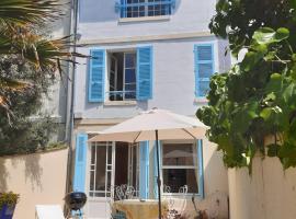 Maison 5 chambres, jardinet, accès plage，位于滨海图维列的酒店