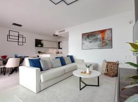 Portopiccolo Apartments，位于西斯蒂亚纳的带泳池的酒店