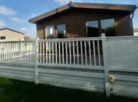 Springwell Lodge With Hot Tub
