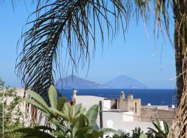 Casa Pompelmo，位于利帕里的酒店