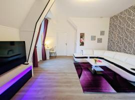 Élégant séjour au Château, confort moderne et activités alentour - FR-1-591-680，位于Cluis的酒店