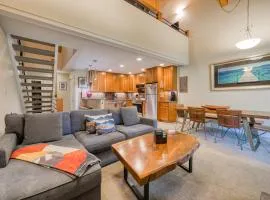 Carnelian Woods # 57 - 3 BR 2 BA Pet Friendly With HOA Amenities