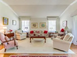 Walk to Golf and Pool Pet-Friendly Villages Home