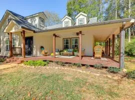 Historic Dahlonega Home with Wraparound Porch