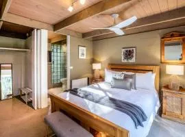 Coastal Couple Retreat - Gas Log Fireplace - Sleeps 2 - Ocean Grove
