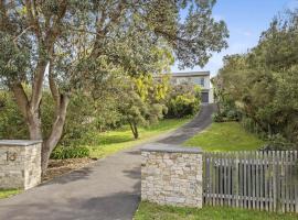 Banksia Beach Retreat，位于布莱尔高里的酒店