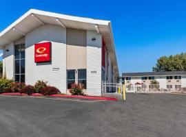 Econo Lodge，位于爱达荷福尔斯的酒店