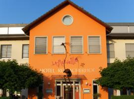 Hotel & Restaurant Reinacherhof，位于赖纳赫的酒店