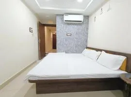 Goroomgo Hotels Ujjain st suites -100 metres from mahakal jyortilinga