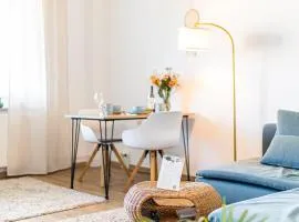 Große Wohnung mit Balkon, Waschmaschine und Smart TV