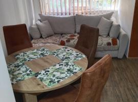 Apartmani Studio，位于Melenci的酒店