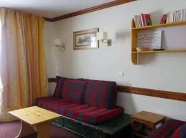 Appart 3 pièces, balcon, parking, animaux admis, ski aux pieds - FR-1-351-56