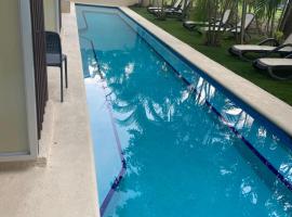 Cacao Suites With Pool in Coronado Luxury Club Golf & Beach，位于查梅的酒店