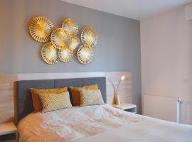 SweetHomeVersailles 10mn walk from Palace，位于凡尔赛的酒店