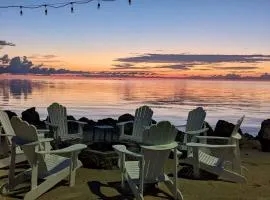 Sunrise Escape - Ocean Front Villa - Sleeps 10