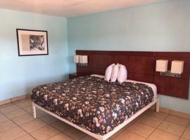 Economy Suites，位于温特黑文Winter Haven's Gilbert Airport - GIF附近的酒店