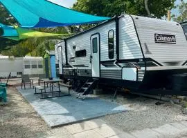 RV by the Sea - Glamping in the Keys - Sleeps 6