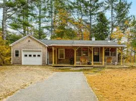 Wild Goose Cottage Near Mt Sunapee Ski Area!