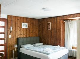 Au Bord Du Lac，位于Därligen的酒店