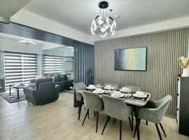 2BR Mountain View Cabin - The Bali Corner at Azure North，位于圣费尔南多的海滩酒店