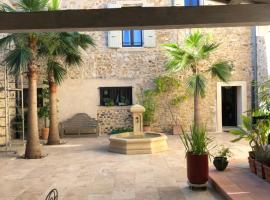 Maison Mia Majorelle，位于Roujan的酒店