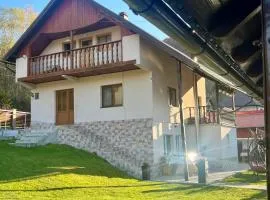 Cabana Baraj Apuseni Mountains