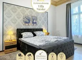 Ferienwohnung Villa Nieske - Jugendstil Denkmal, free WLAN & Parken, Self Check-In, Smart-TV