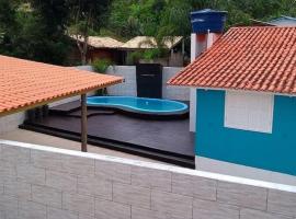 Casa praia da Gamboa com piscina，位于Paulo Lopes的酒店