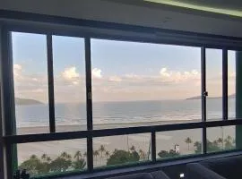 Apartamento Frente Mar