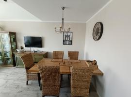 H&ouml;rselberg Apartment，位于H&ouml;rselberg-Hainich的高尔夫酒店