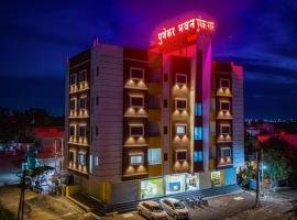 Punekar Bhavan，位于Akalkot的酒店
