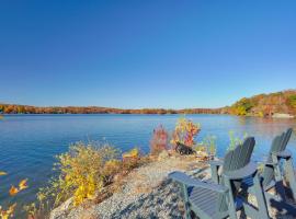 By Mtn Creek Resort The Point on Highland Lake，位于Highland Lakes的酒店
