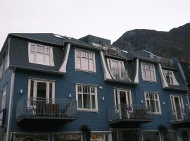 Blue House Dormitory，位于奥达的酒店